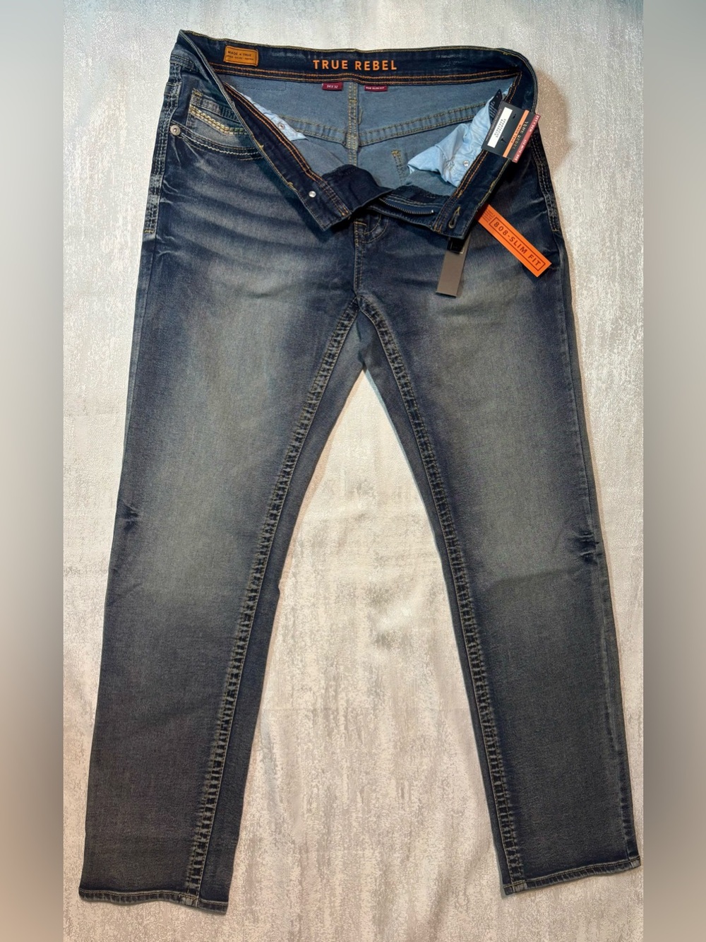 True Rebel Slim Fit Men's  Straight Look Blue Jeans size 34x31